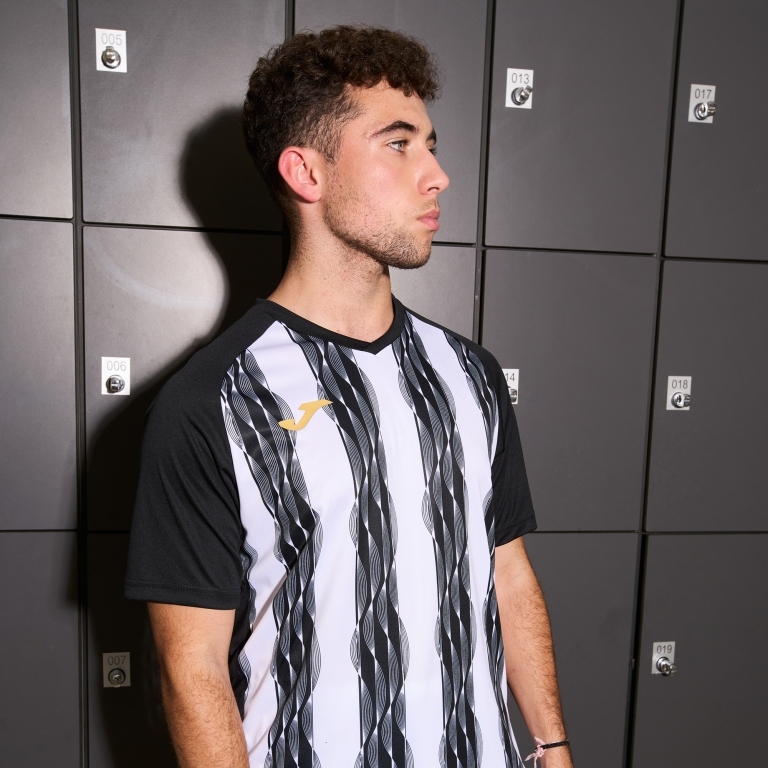 INTER V SHORT SLEEVE T-SHIRT BLACK WHITE